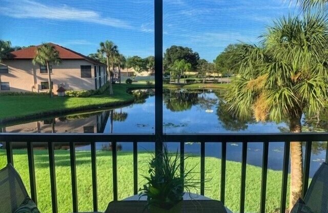 Shorewalk 202/4625 - Bradenton-Condo 2 Bedroom/2 Bath, 5 miles from Anna.