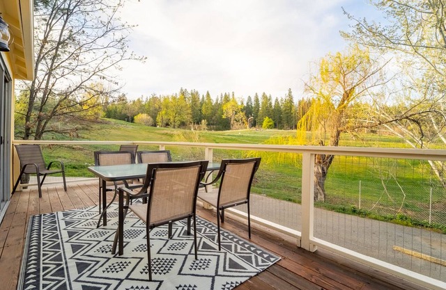 Sierra Gold-Cozy home in the heart of Grass Valley