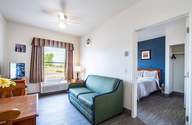 Sierra Vista 1bd Queen Economy