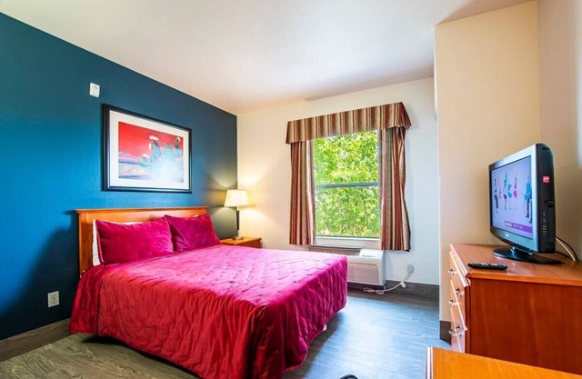 Sierra Vista Studio King Economy