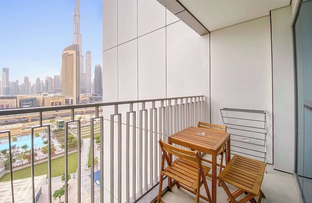 Silkhaus Big 2BR | Downtown Views II | Emaar Tower