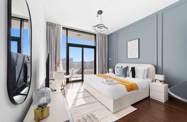 Silkhaus Cozy Studio | Balcony | Binghatti Pearl