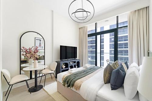 Silkhaus Luxurious Studio in High End Neighborhood