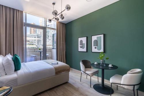 Silkhaus Modern Studio with Balcony in Burj Daman