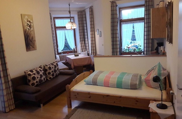 Single apartment Lattengebirge, 33sqm, combined living/sleeping area, balcony