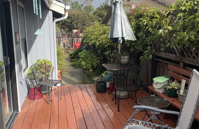 Single-Level Retreat on Happy Hill in Cambria - Month Long Stay