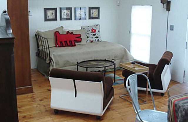 Sirens Song Carriage House