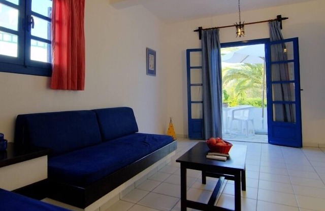 Sirius 2-Room Apt (1 Bedroom)