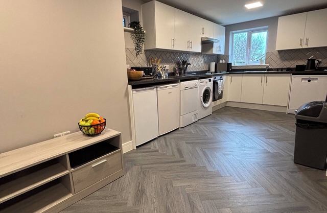 Situated within a short drive to Poole or Bournemouth