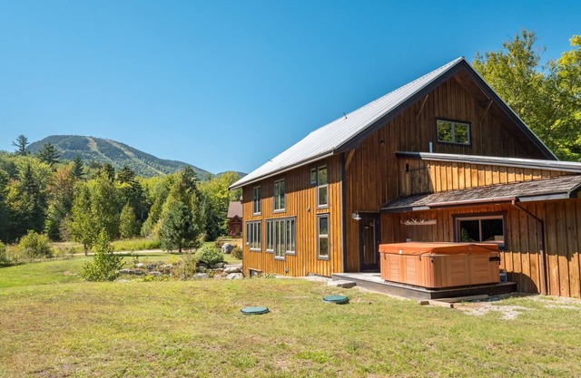 Ski Barn - Stunning timber frame barn with views of Sunday River Ski Resort