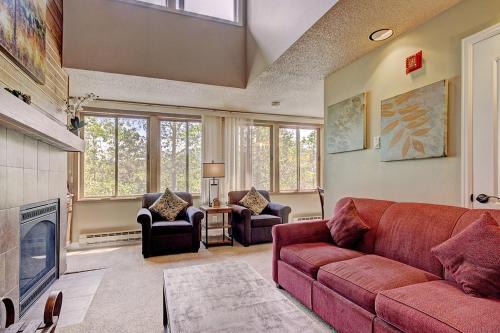 Ski Hill Condo 31 by Great Western Lodging