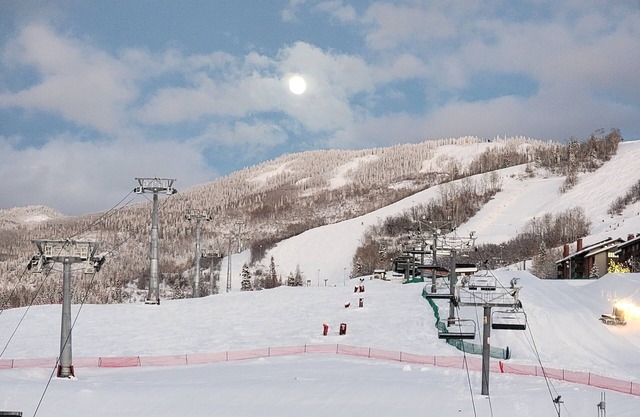 Ski In & Out, Christmas - New Years, Sheraton Steamboat Springs Resort Villa