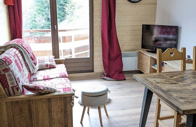 Ski-in/Ski-out, 2 rooms, 5 pers, balcony, equipped kitchen