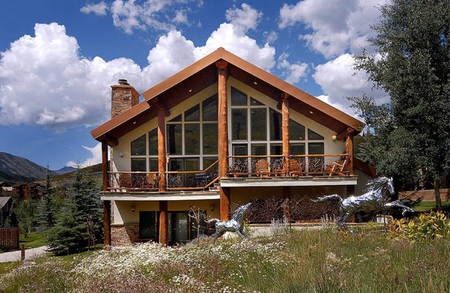 SKI-IN-SKI-OUT Chalet. 1 of 2 Houses at the Base of Mt Crested Butte.