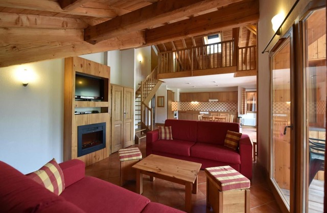 Ski-in/ski-out & foot of the slopes, view mountain, fitness, swimming pool, sauna, hammam, terrace