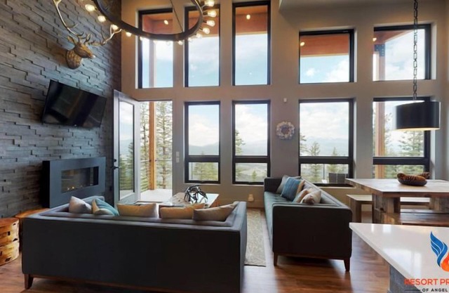Ski-in/Ski-out | Modern Luxury | Hot Tub | Views | Blue Aspen 1