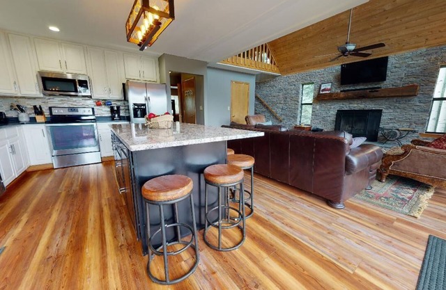 Ski-in/Ski-out | Sauna | Hot Tub | Elevation Hideaway