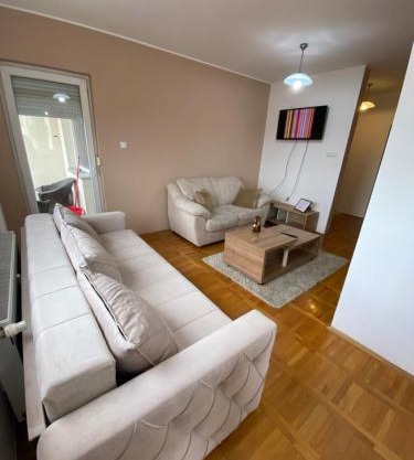 SKY2 APARTMAN