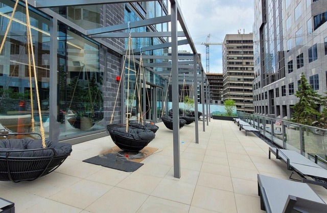 Skyline 1BR with Pool, Workspace and Fire Lounge