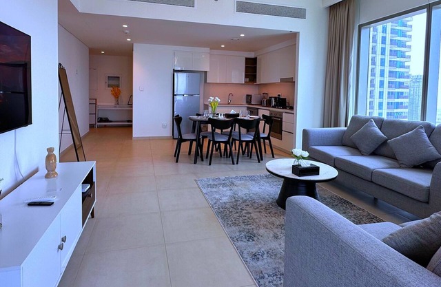Skyline Apartment Linked to Dubai Mall
