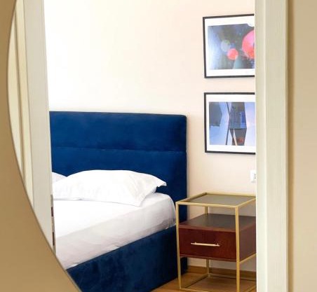 Skyline Sunset & City View - Modern 1BR Central Tirana