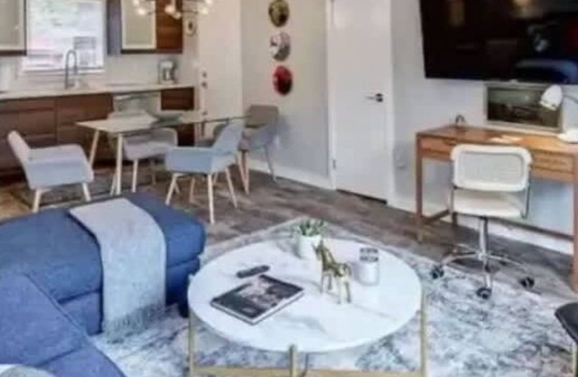 Sleek Myers Park 1BR King Condo | Queens Rd