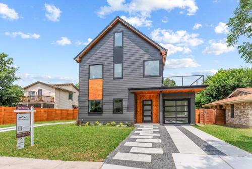 Sleek & Stylish New Build