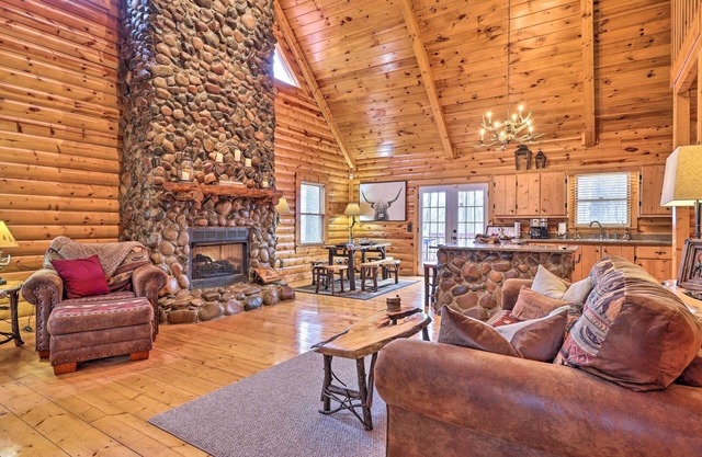 ‘Sleeping Bear Cabin’ in Coosawattee Resort!