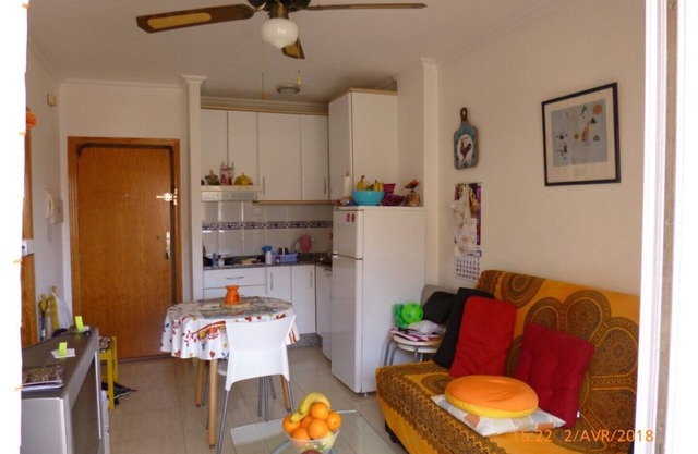 small building of 2 floors with elevator and for people with reduced mobility