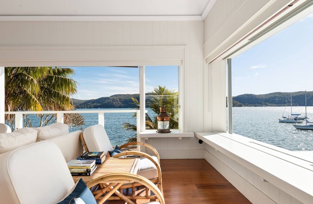 SNAPPERMAN SHORES by Palm Beach Holiday Rentals