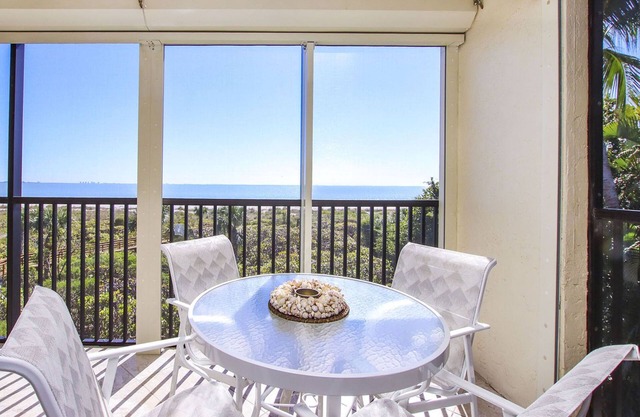 Snug Harbor 124 Gulf Front three bedroom exclusive vacation rental