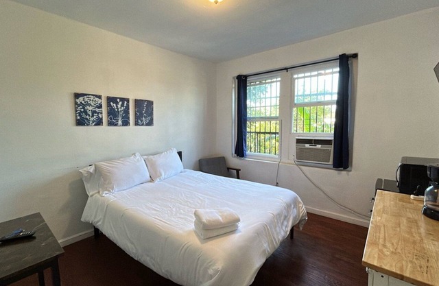 Snug Studio Stay for Two in LA
