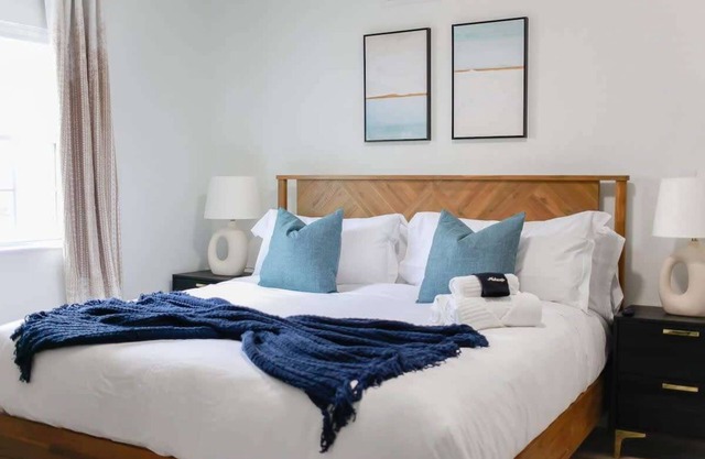 Sojourn Bayside Bliss | Modern 2BR