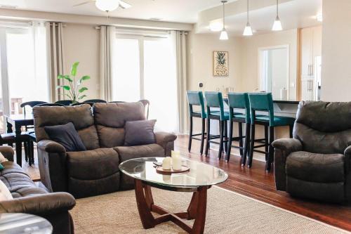 Sojourn's Sanctuary Condo Vitamin Sea Sleeps 6