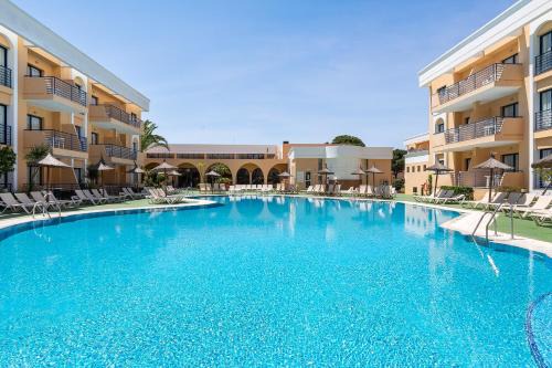 Sol Sancti Petri Aparthotel