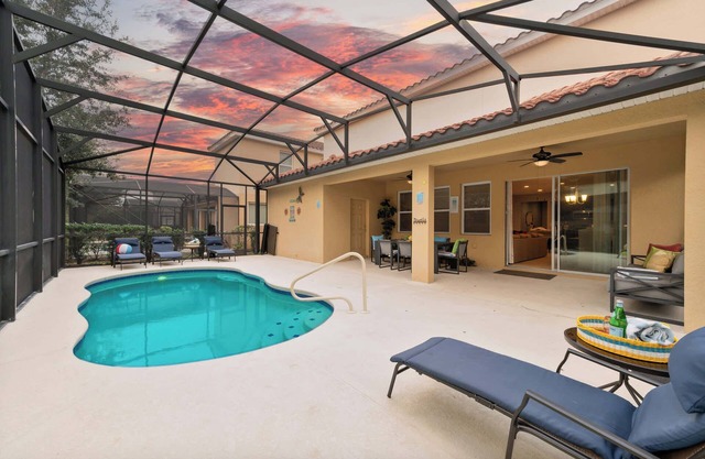 Solterra Resort Villa! Pool, Theater, Game Room