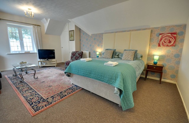 Somerville Coach House 1 - a studio that sleeps 2 guests in 1 bedroom
