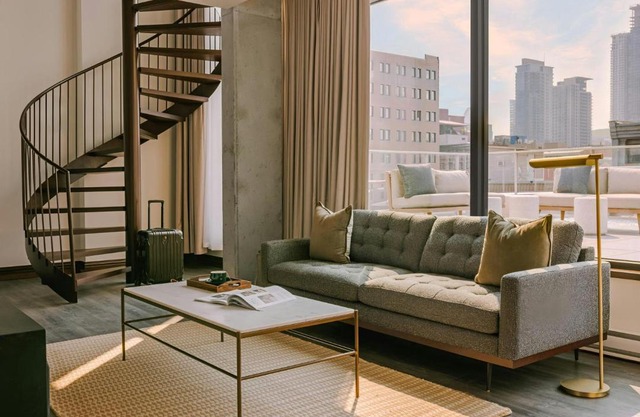 Sonder by Marriott Bonvoy Lambert Apartments Old Montreal