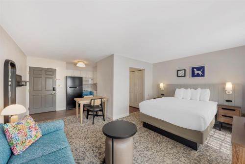 Sonesta ES Suites Austin The Domain Area - Newly Renovated