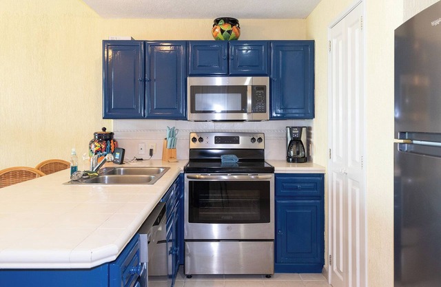 Sonoran Spa N802 - 1 BR Next to the Pool, High Speed Wi-Fi - Beachfront Upper Floor Luxury Condo