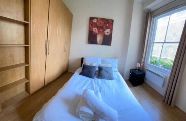 Soothing apartment with AC in beautiful London