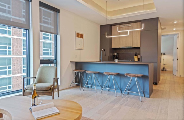 Sosuite | 1BR Apt w Roof Deck, Gym, Laundry