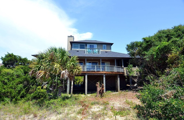 South Beach Bald Head Island, NC: Panoramic Views , Short walk to beach