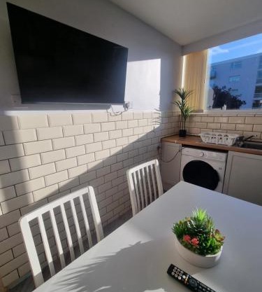 South Birmingham homestay - near HS2, Solihull, NEC & BHX