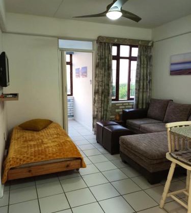 South Coast Riviera 203