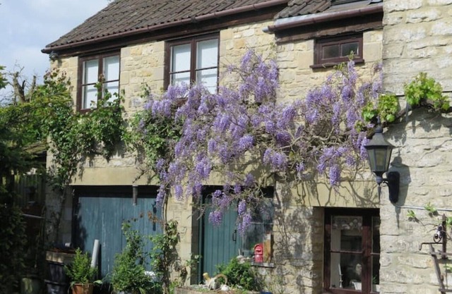 South Cotswolds - Rural Retreat