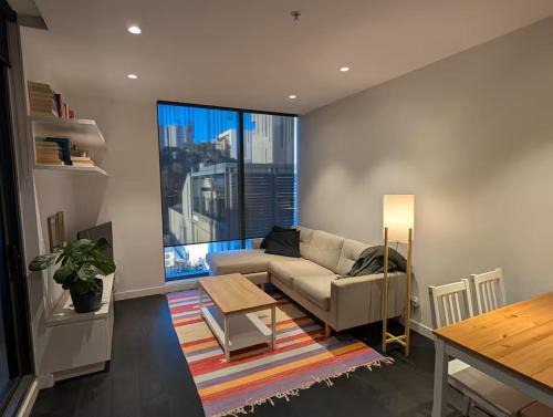 South Yarra Pad - Free Parking - Central Location
