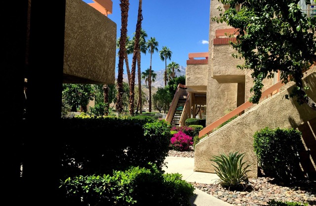 Southeastern Palm Springs