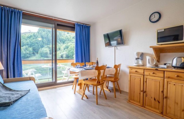 Soyouz Vanguard by Interhome