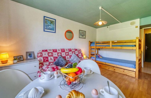 Soyouz Vanguard by Interhome